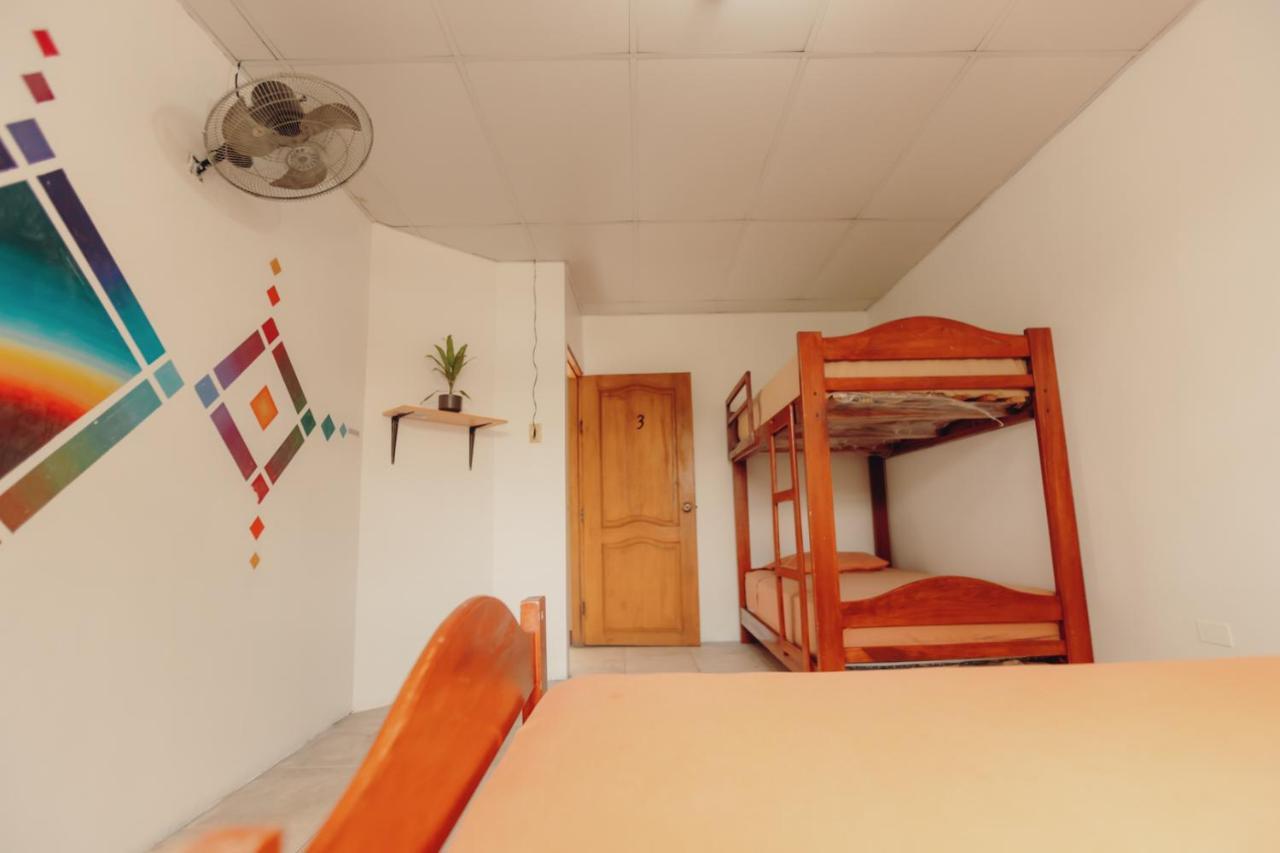 Hostel Nucapacha Guayaquil Extérieur photo